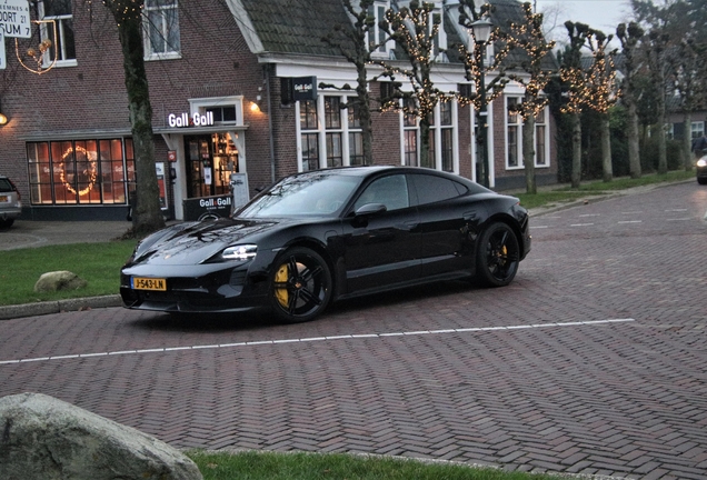 Porsche Taycan Turbo S