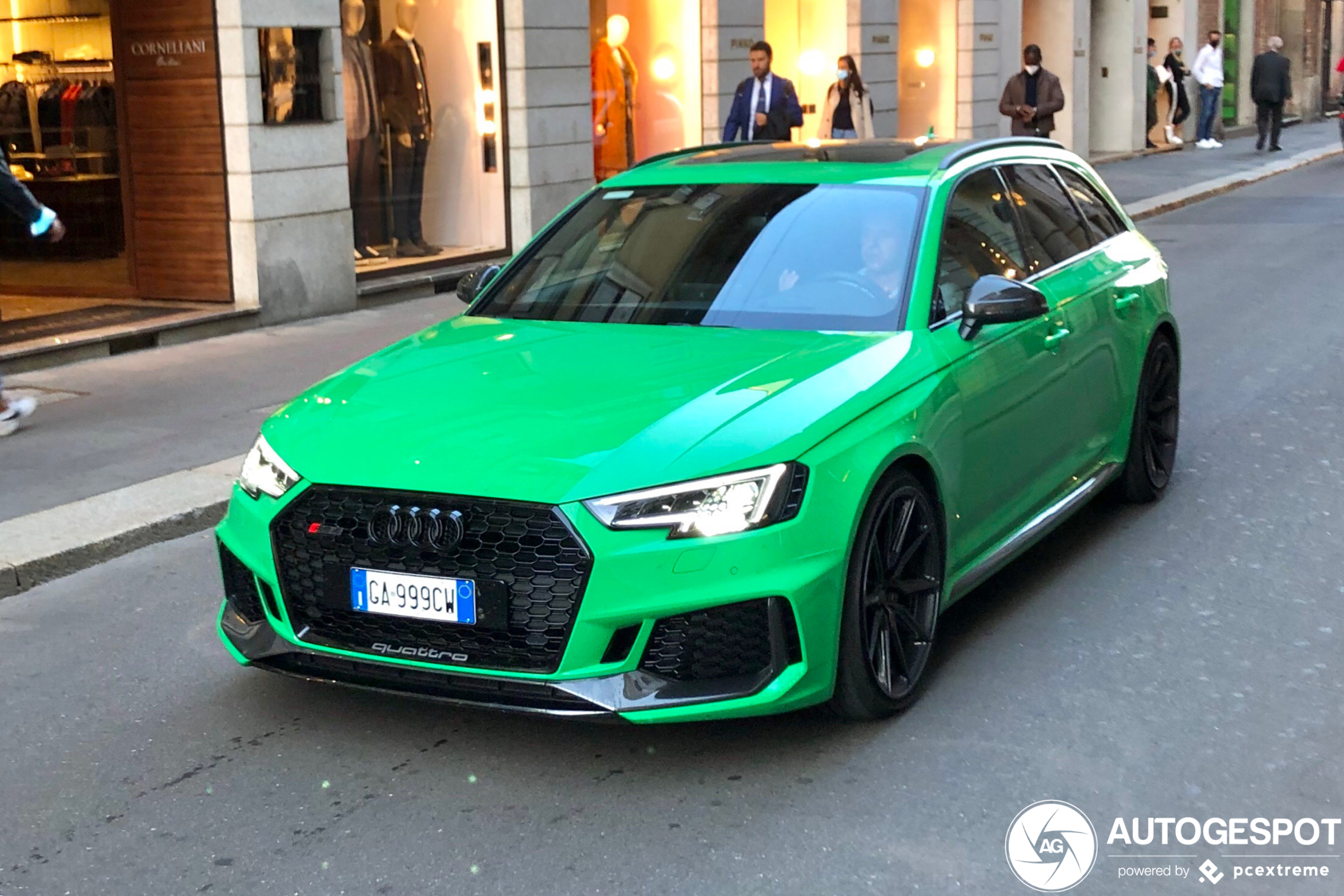 Audi RS4 Avant B9