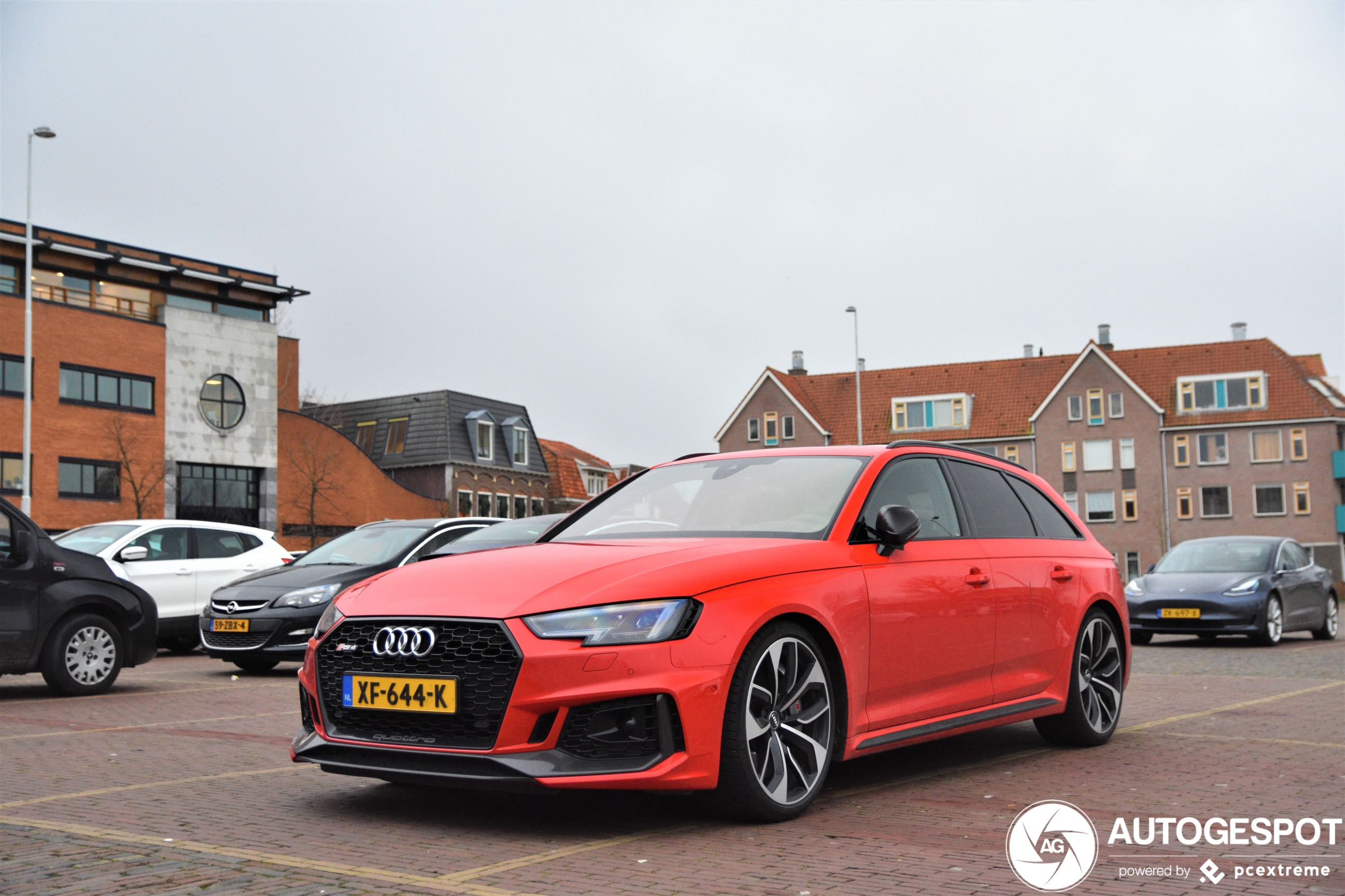 Audi RS4 Avant B9