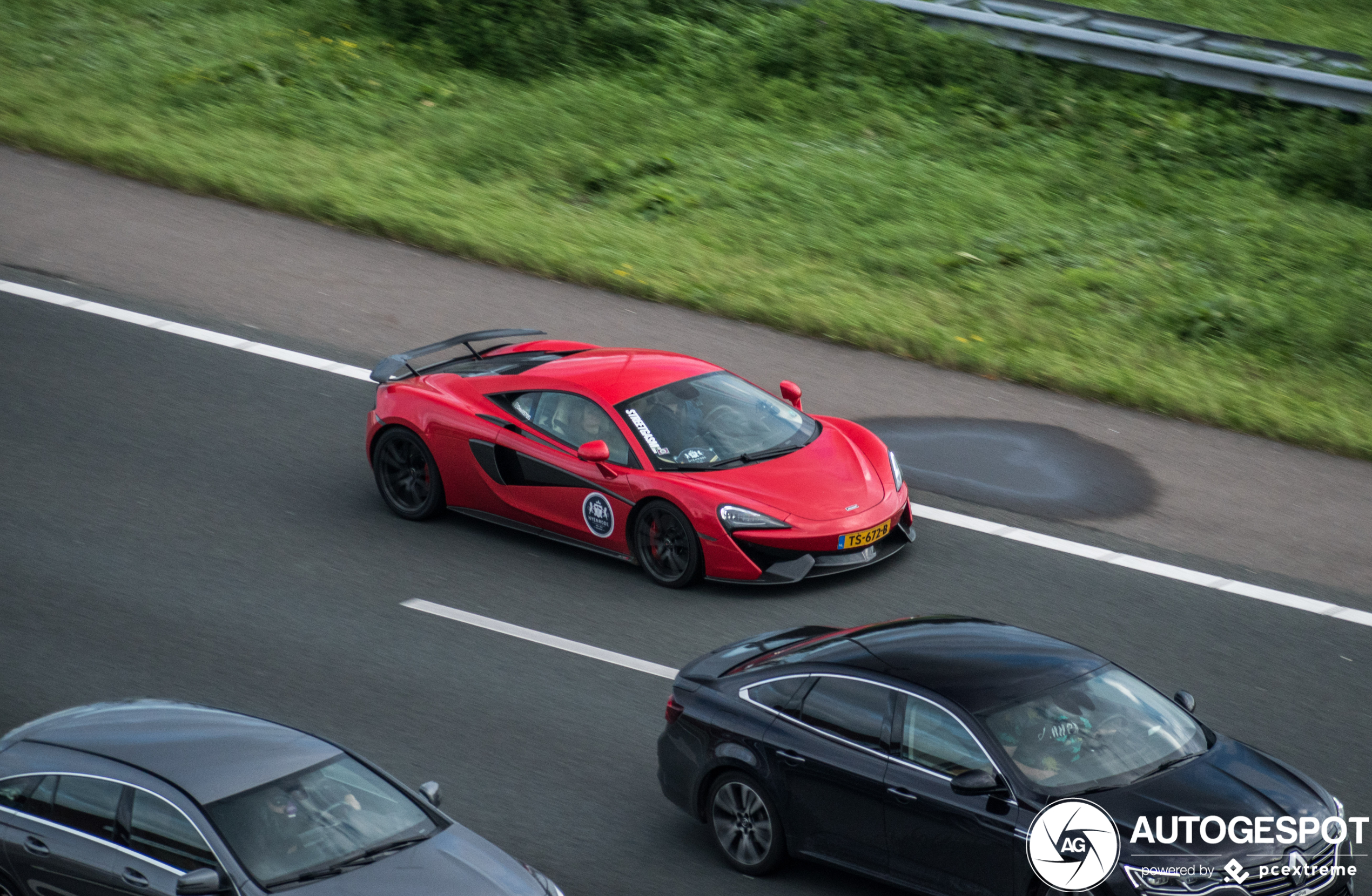 McLaren 570S