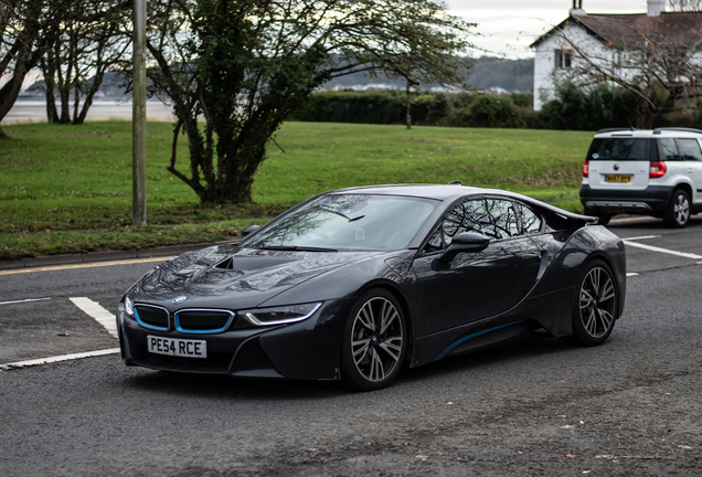 BMW i8