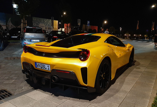 Ferrari 488 Pista