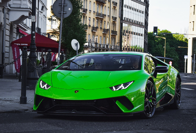 Lamborghini Huracán LP640-4 Performante