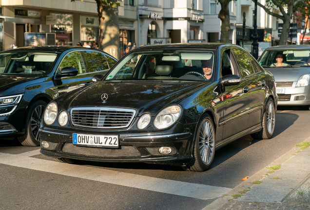 Mercedes-Benz E 55 AMG