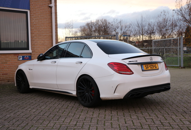 Mercedes-AMG C 63 S W205