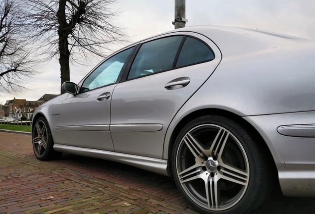 Mercedes-Benz E 55 AMG