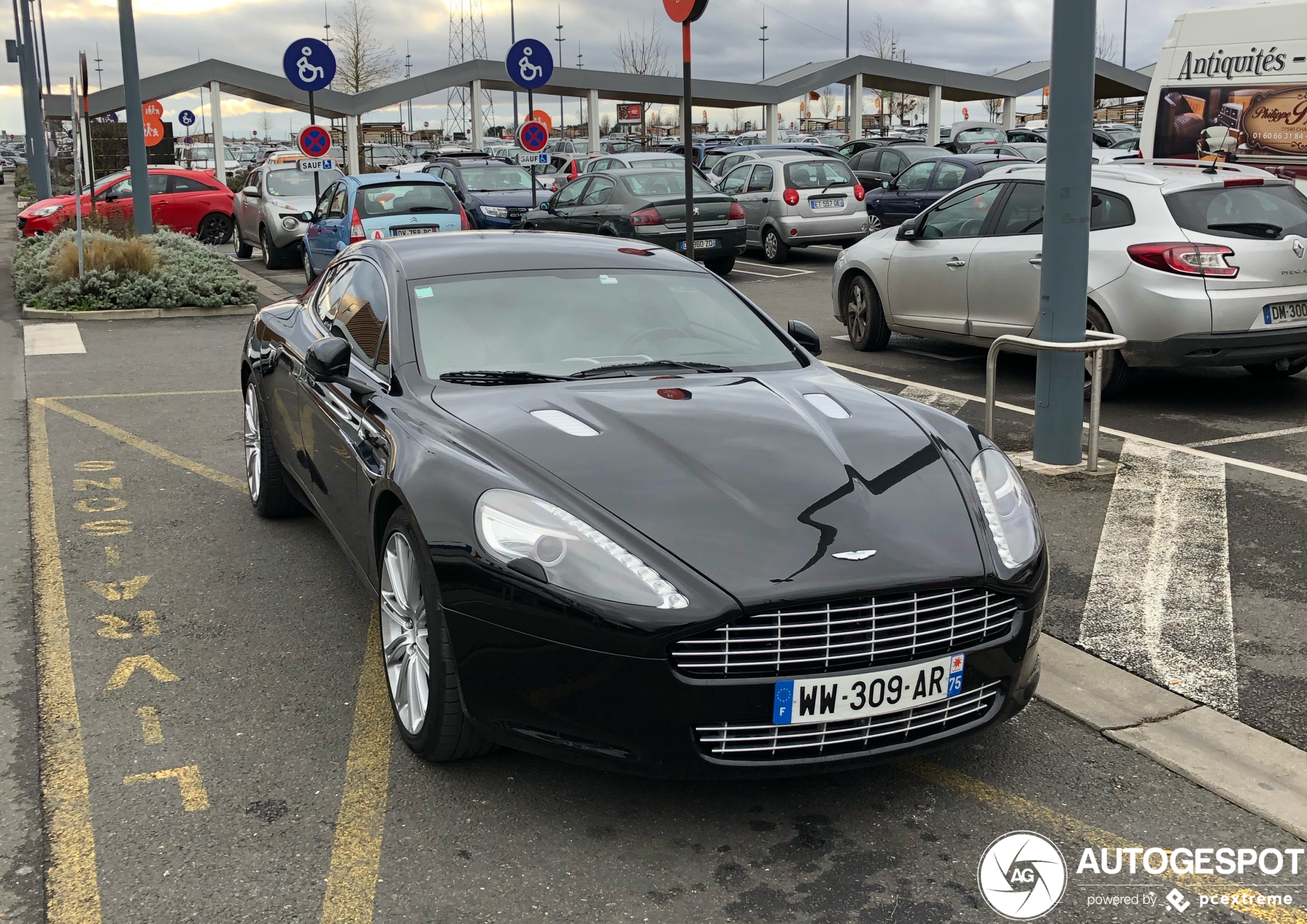 Aston Martin Rapide