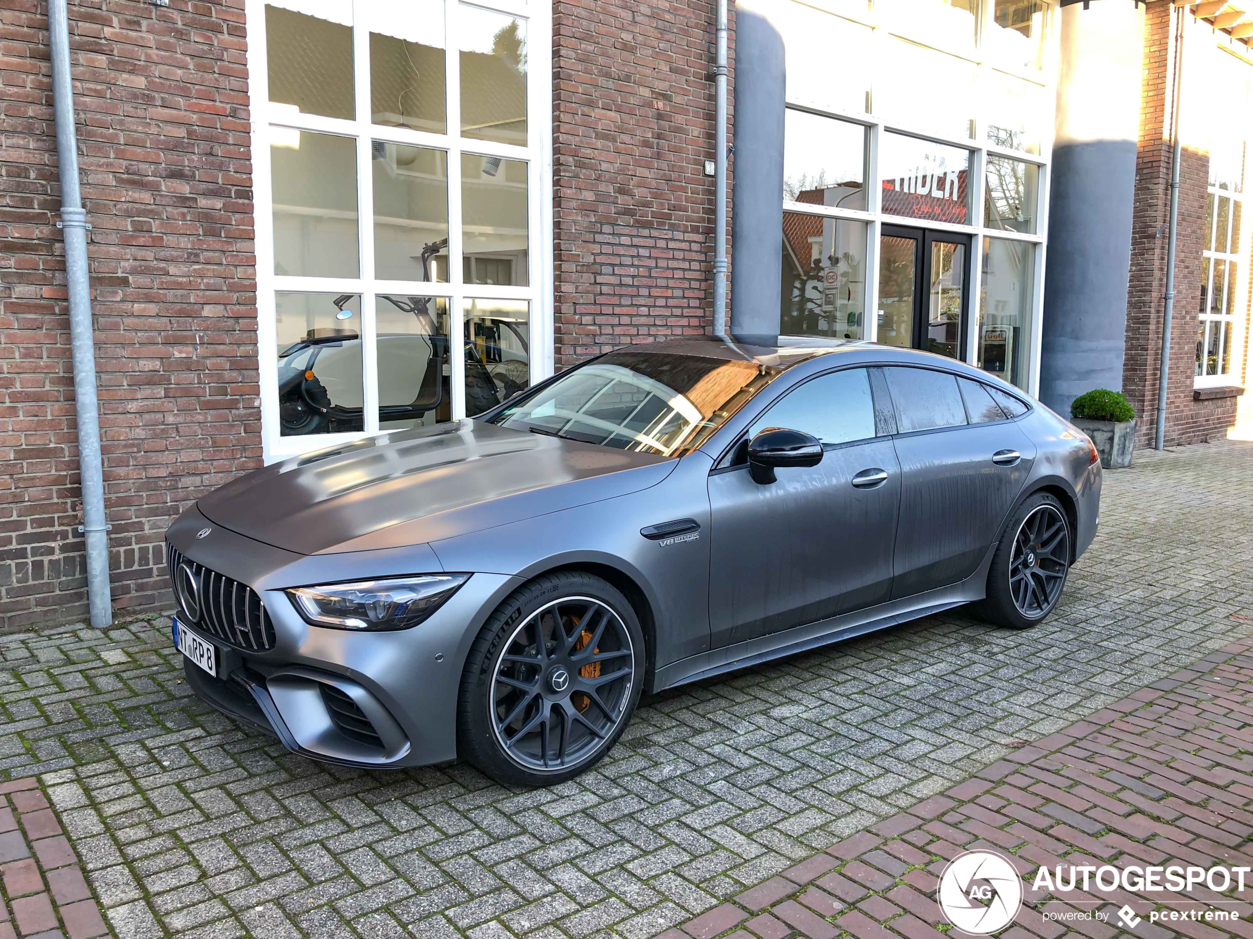 Mercedes-AMG GT 63 S X290