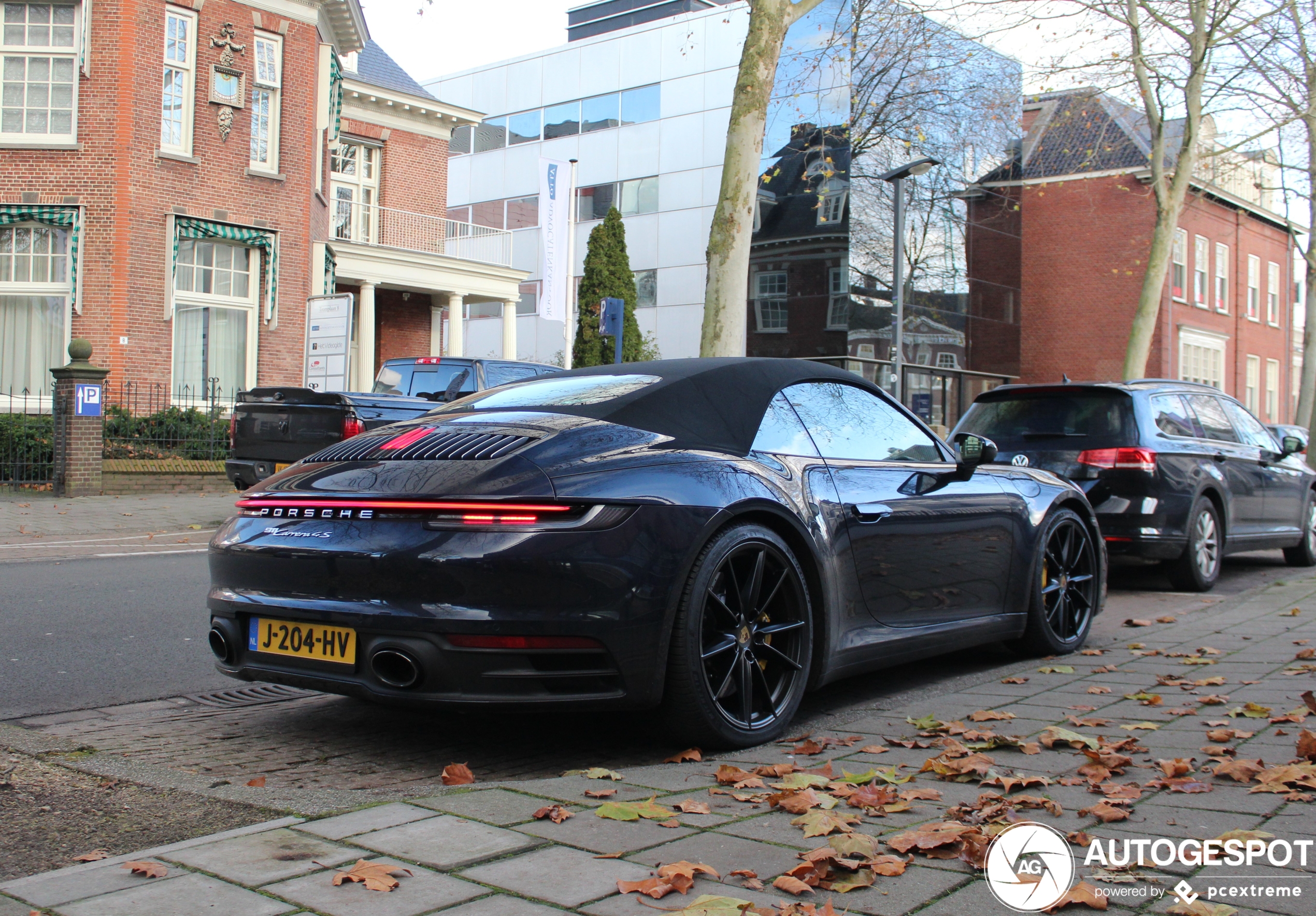 Porsche 992 Carrera 4S Cabriolet