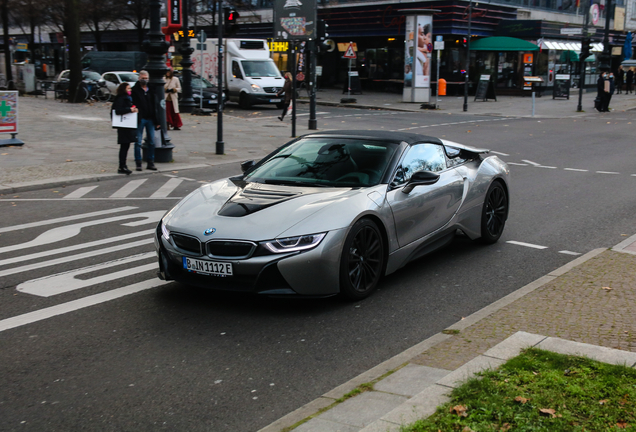 BMW i8 Roadster