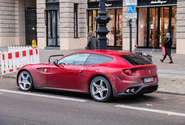 Ferrari FF