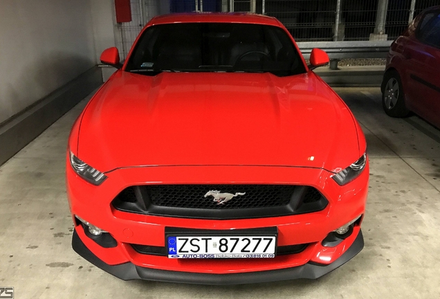 Ford Mustang GT 2015