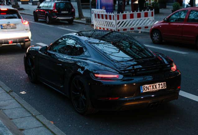 Porsche 718 Cayman GTS