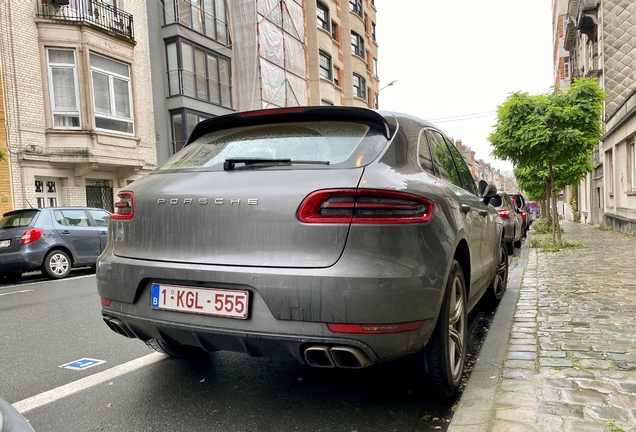 Porsche 95B Macan Turbo