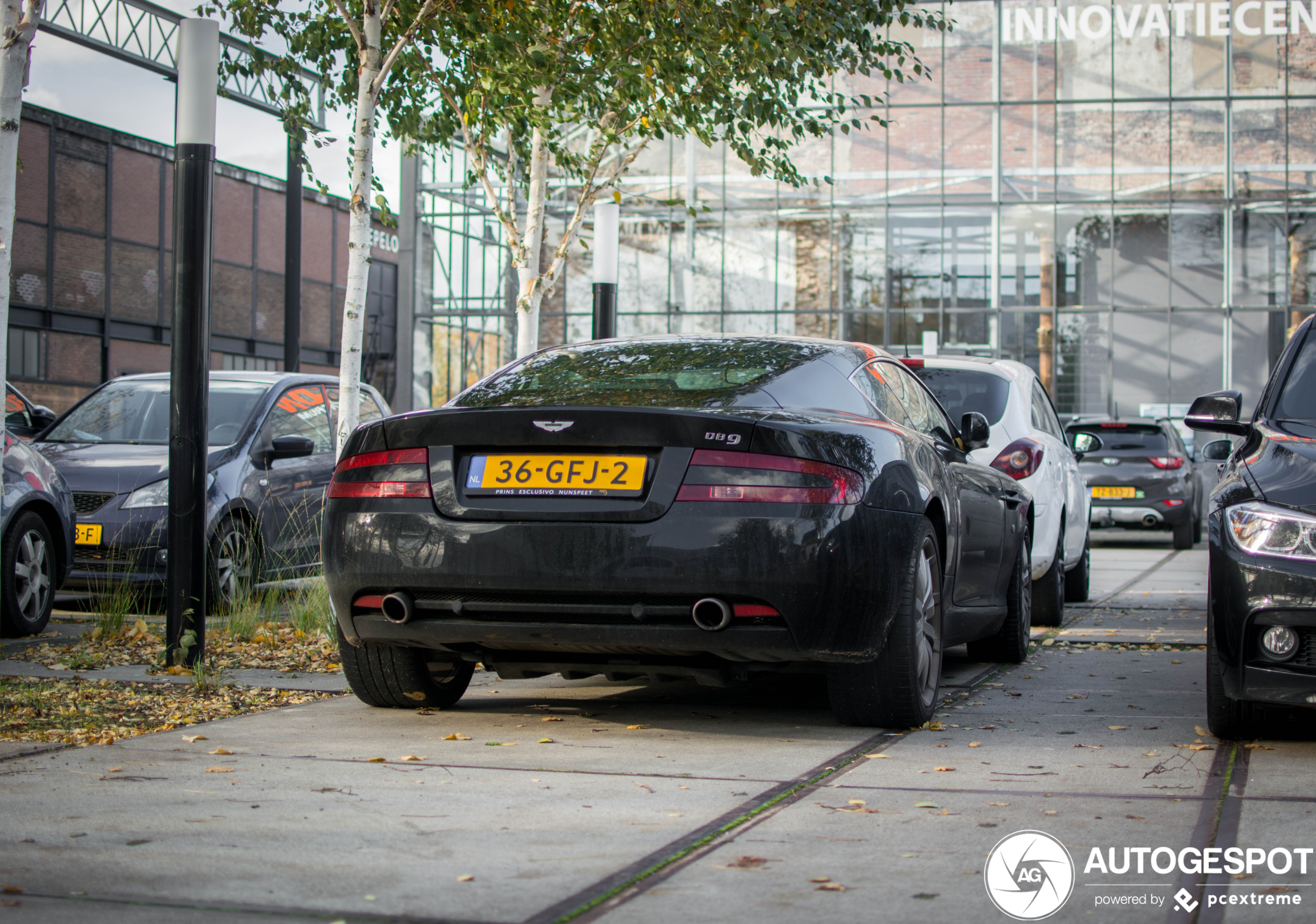 Aston Martin DB9