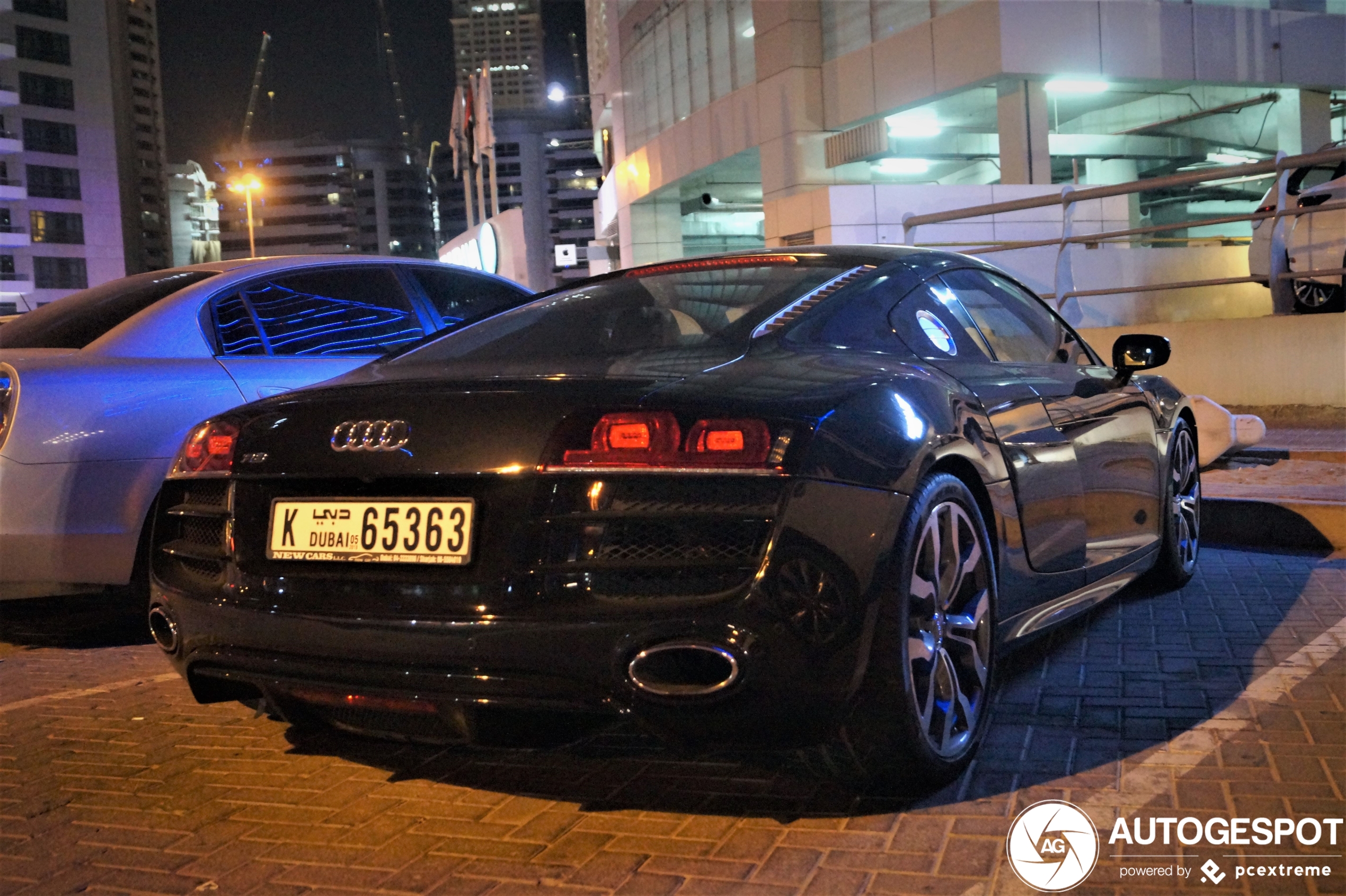 Audi R8 V10