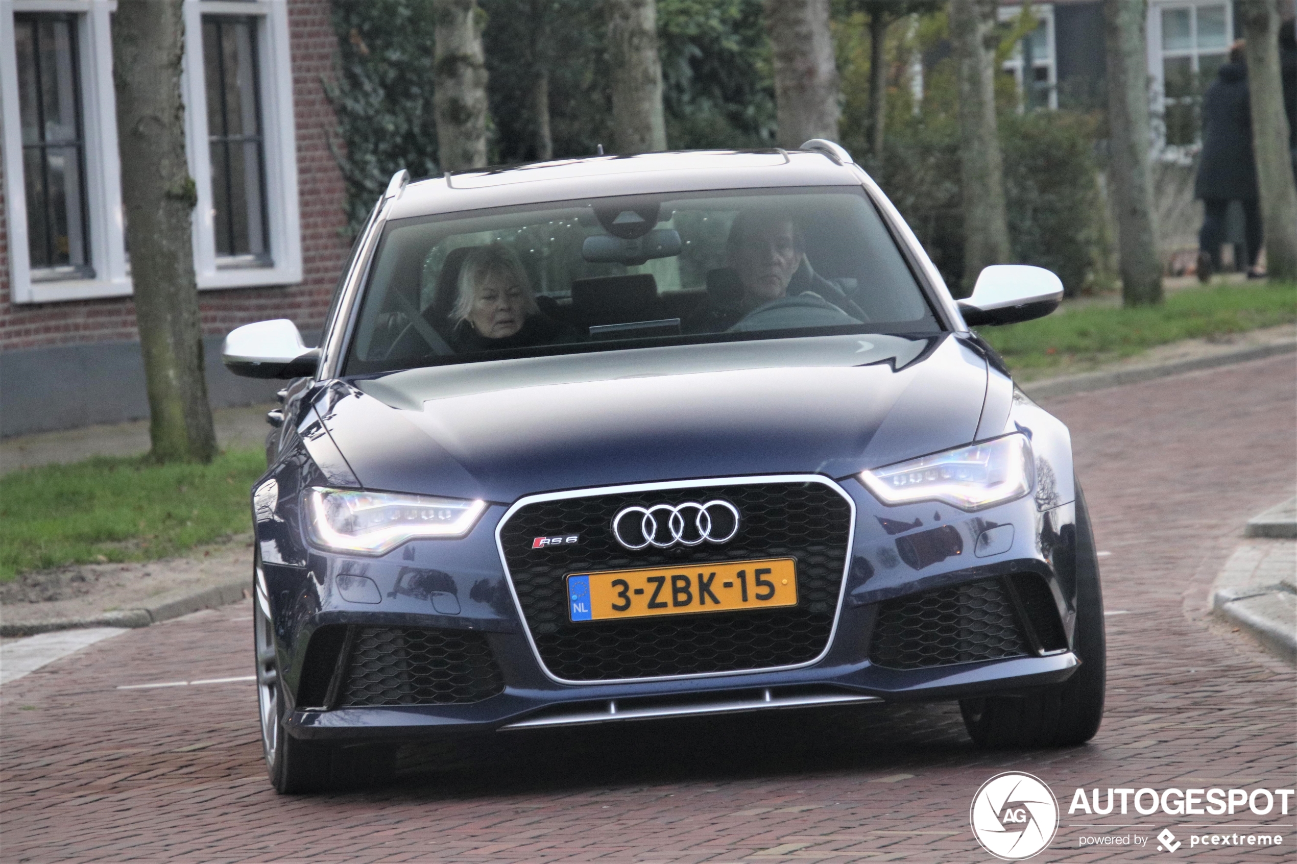 Audi RS6 Avant C7