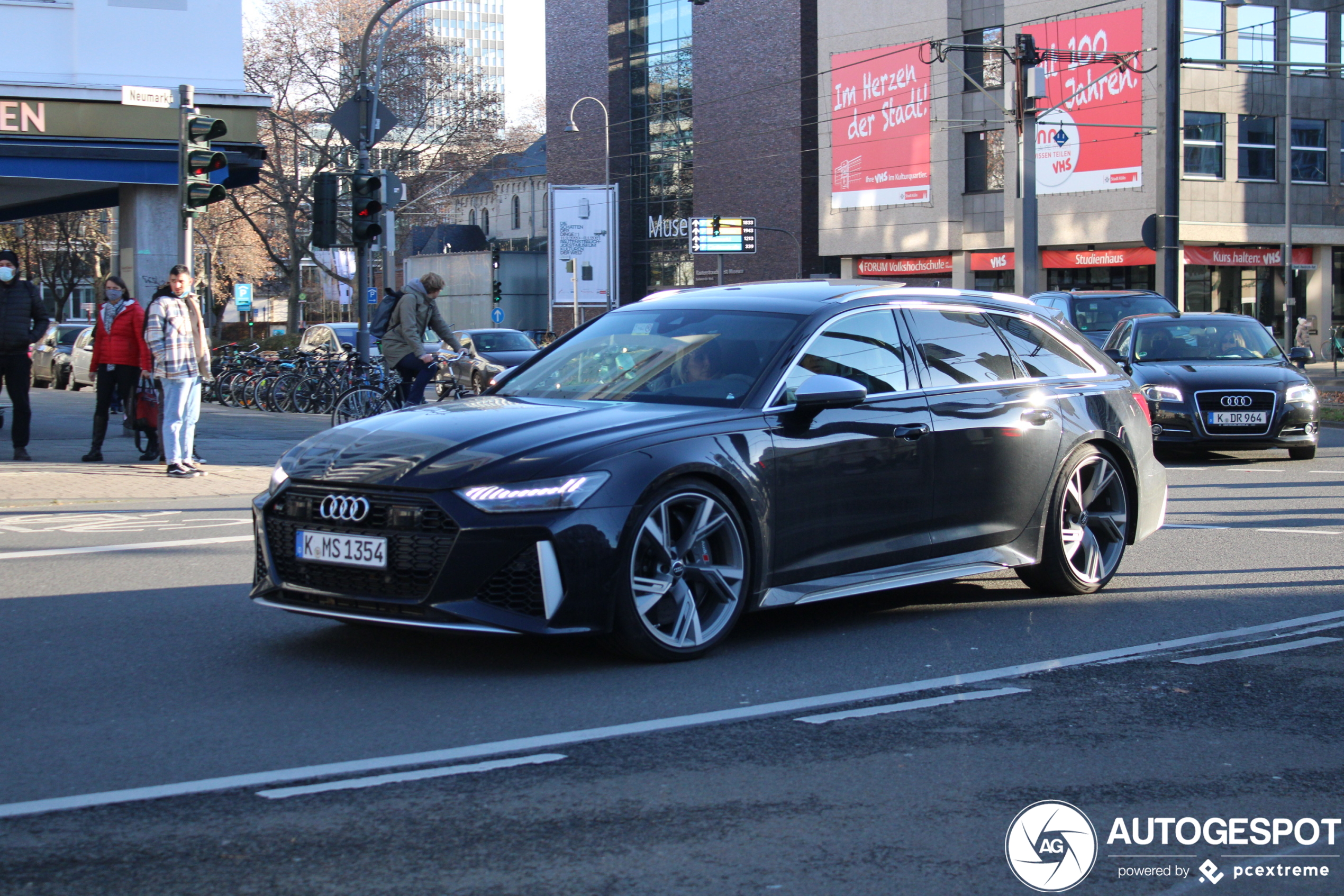 Audi RS6 Avant C8