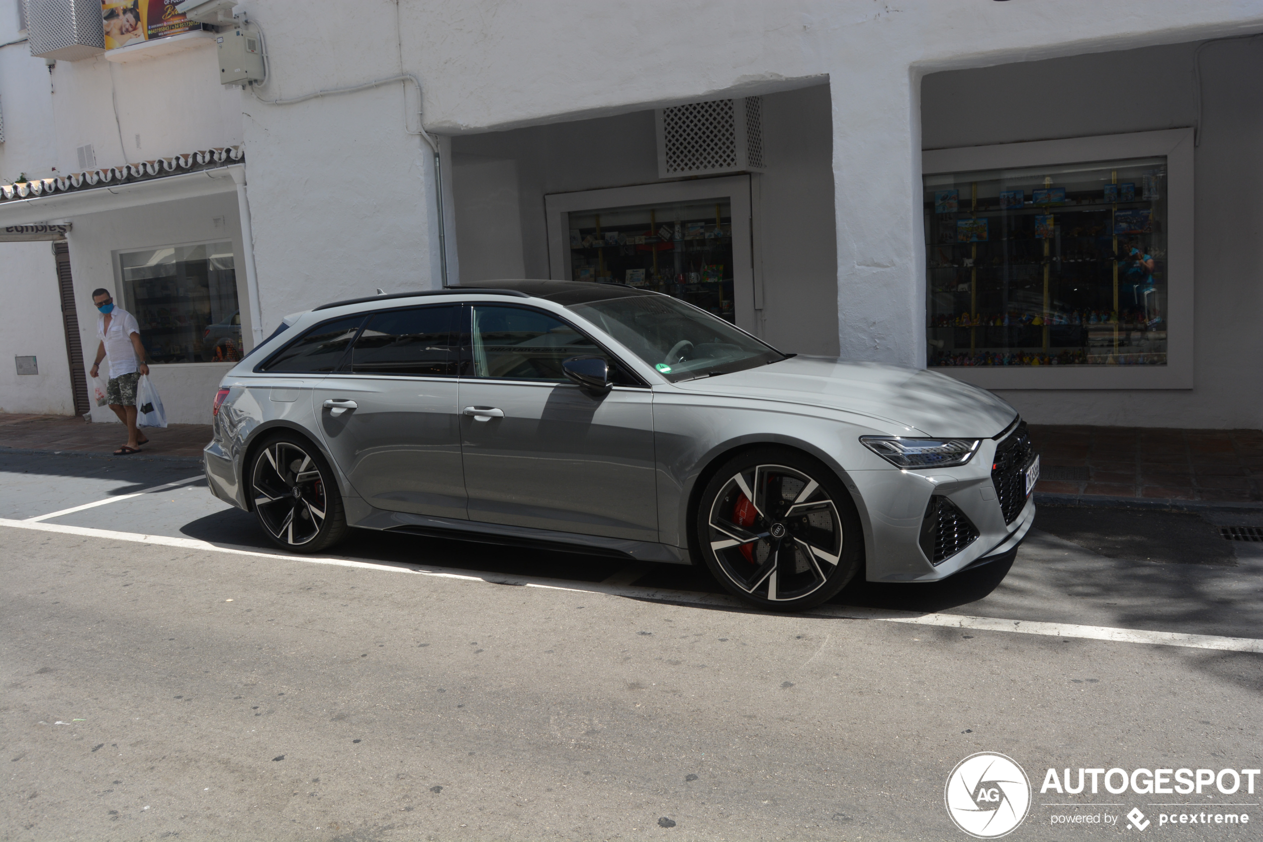 Audi RS6 Avant C8