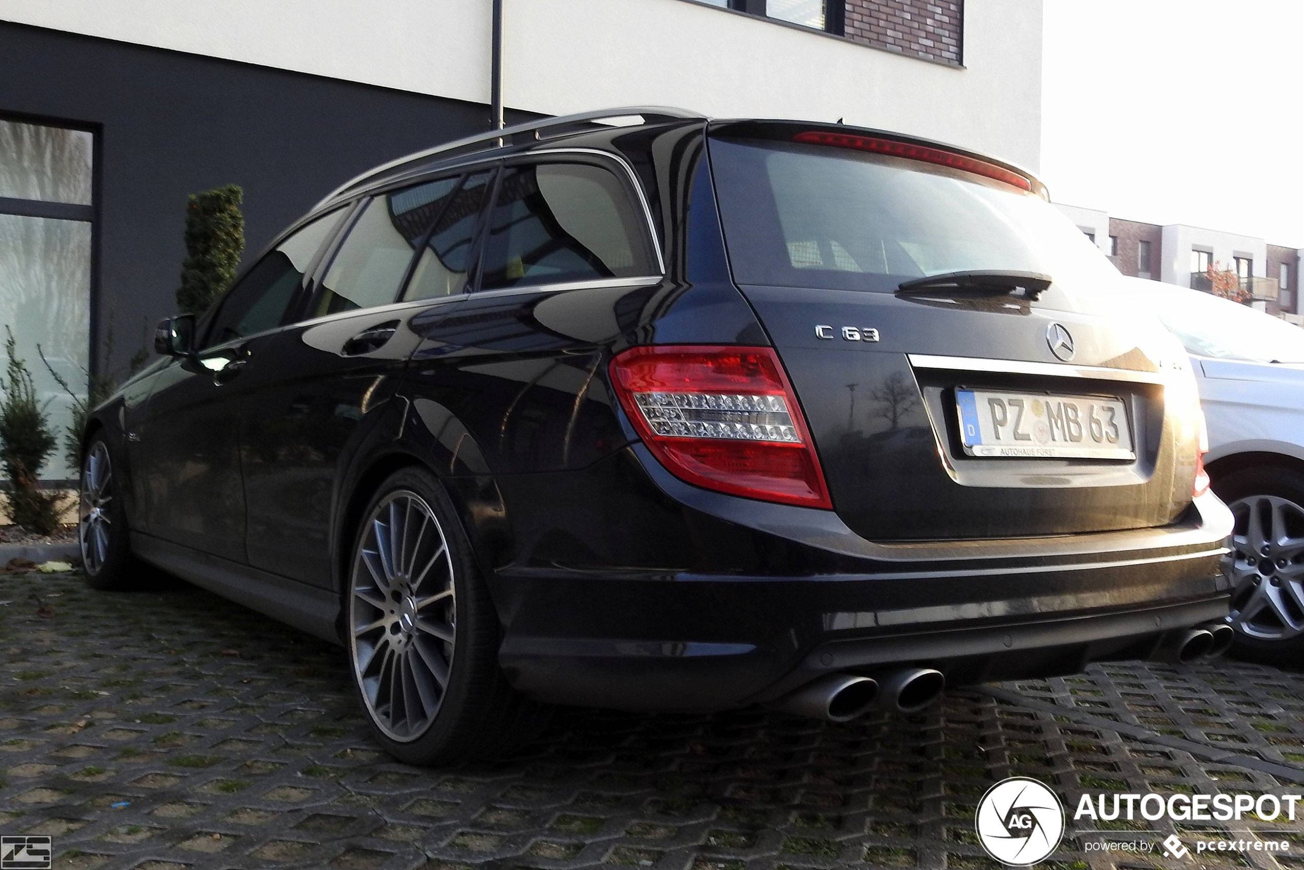 Mercedes-Benz C 63 AMG Estate