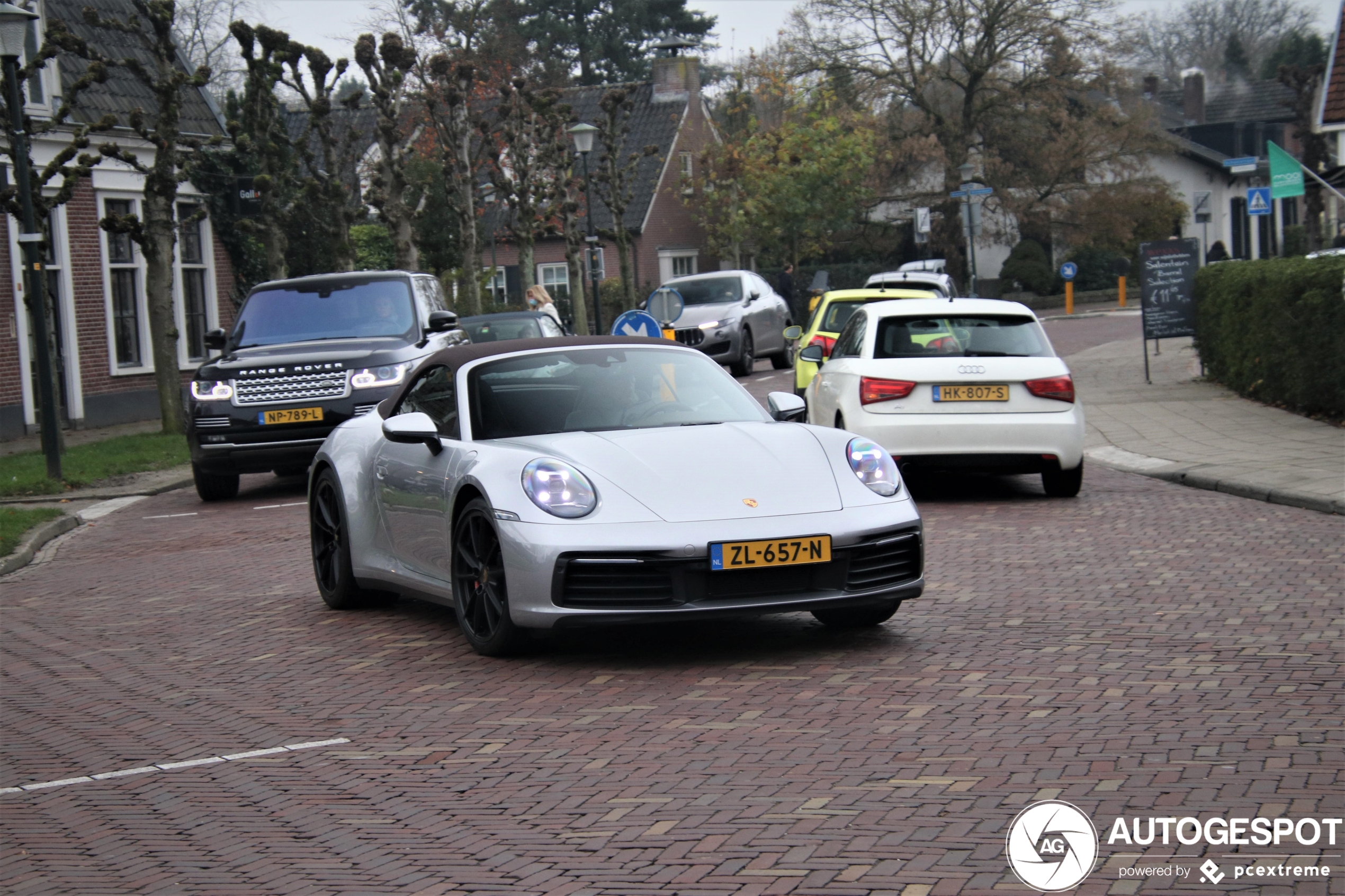 Porsche 992 Carrera 4S Cabriolet