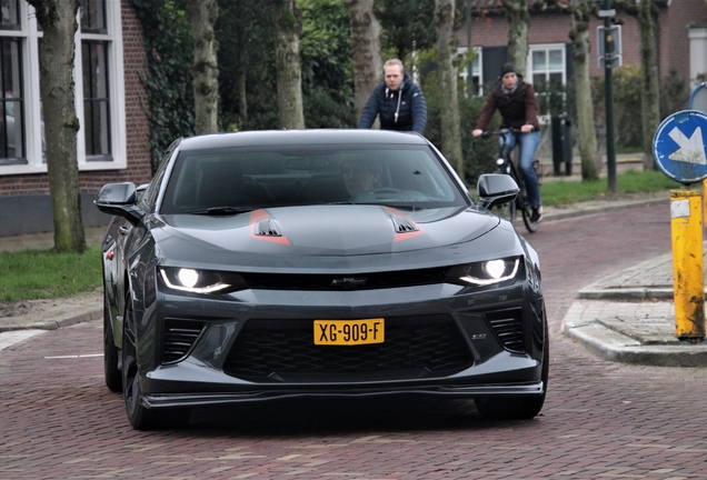 Chevrolet Camaro SS 2016 50th Anniversary