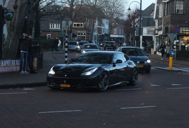 Ferrari GTC4Lusso