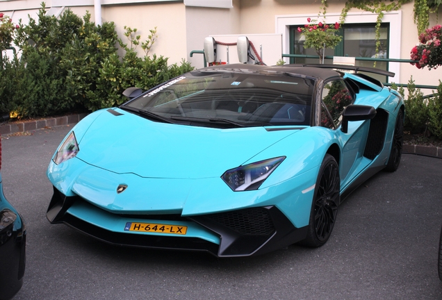 Lamborghini Aventador LP750-4 SuperVeloce Roadster