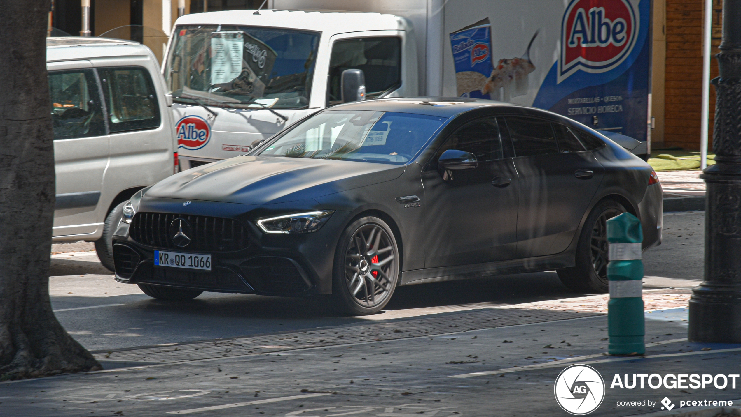 Mercedes-AMG GT 63 X290