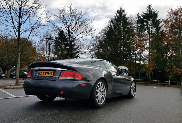 Aston Martin Vanquish S