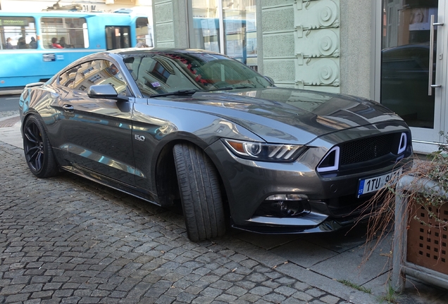 Ford Mustang GT 2015