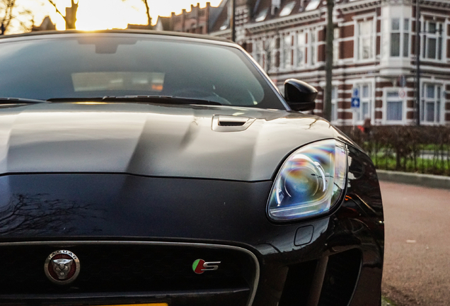 Jaguar F-TYPE S AWD Convertible