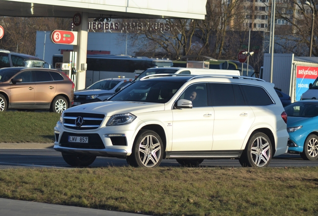 Mercedes-Benz GL 63 AMG X166