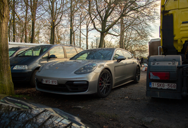 Porsche 971 Panamera GTS Sport Turismo