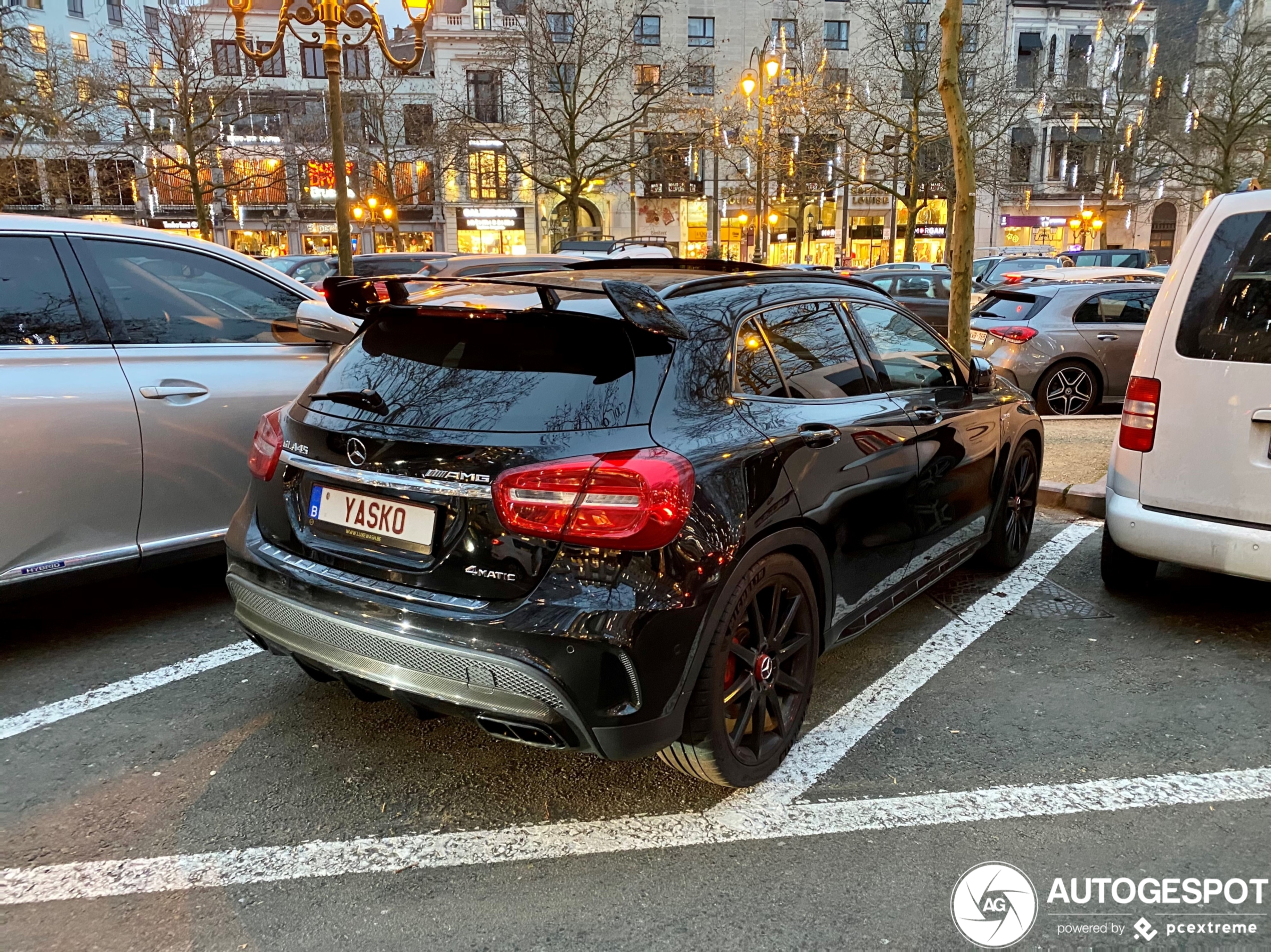 Mercedes-Benz GLA 45 AMG X156