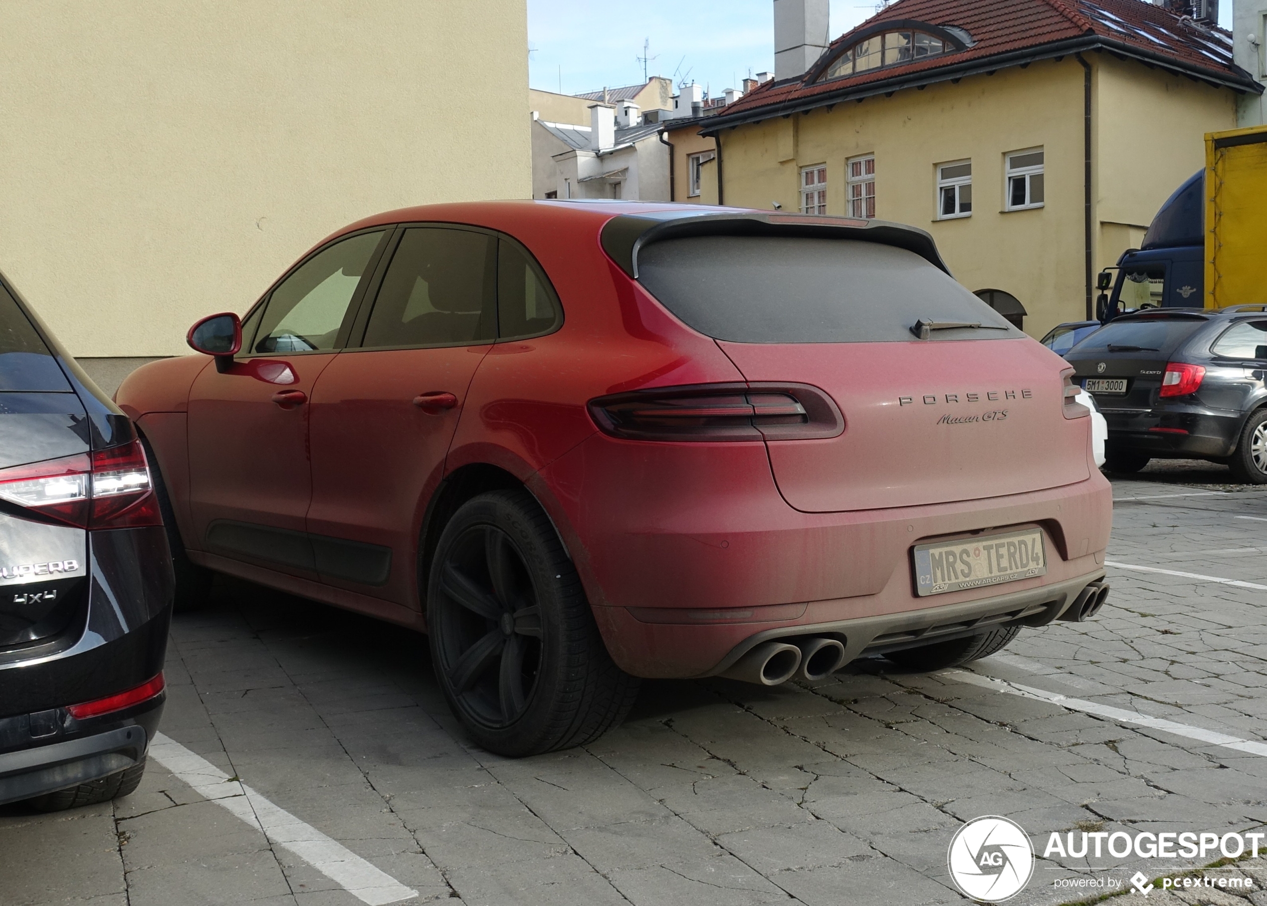 Porsche 95B Macan GTS