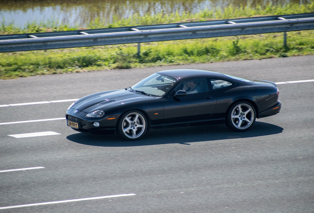 Jaguar XKR