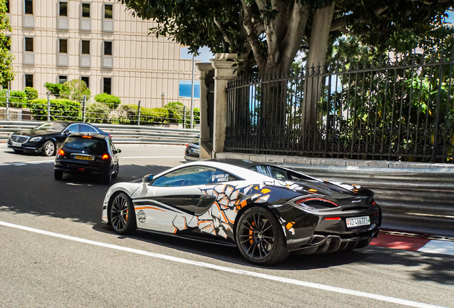 McLaren 570S