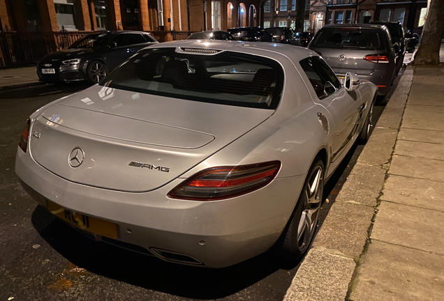 Mercedes-Benz SLS AMG