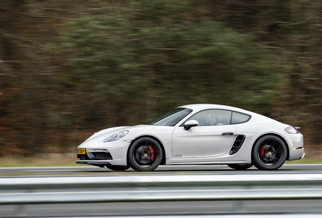 Porsche 718 Cayman GTS