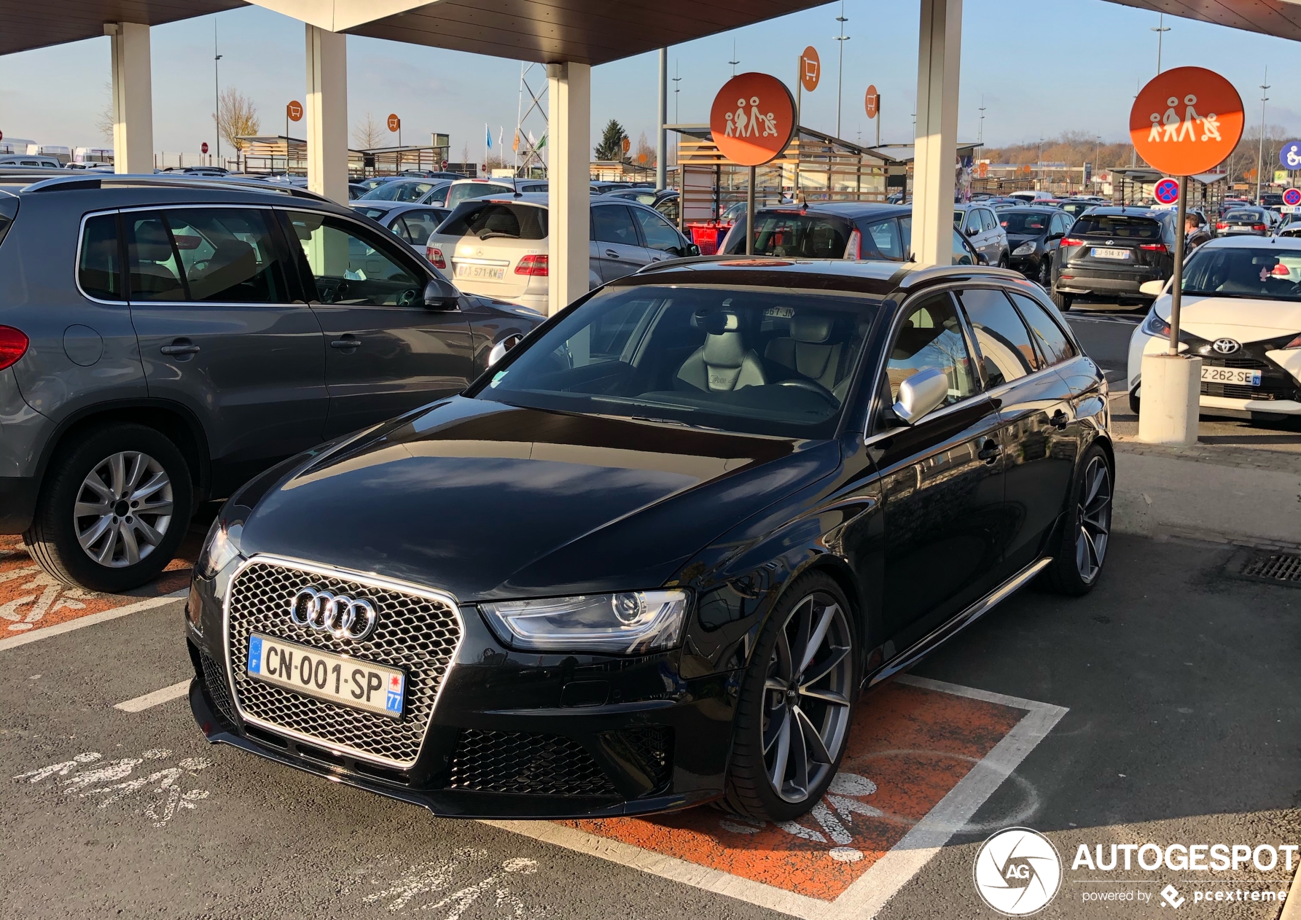 Audi RS4 Avant B8