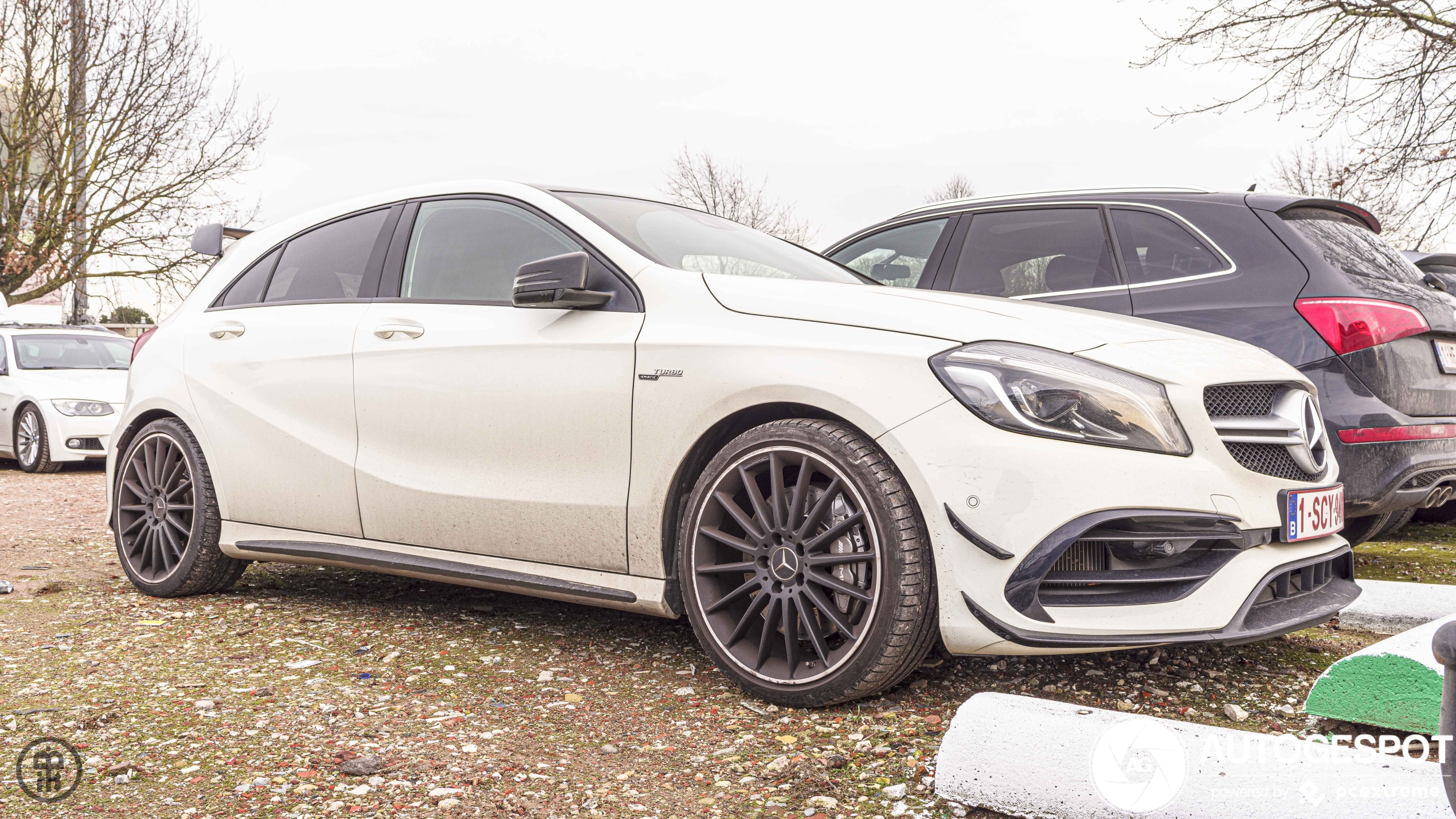 Mercedes-AMG A 45 W176 2015