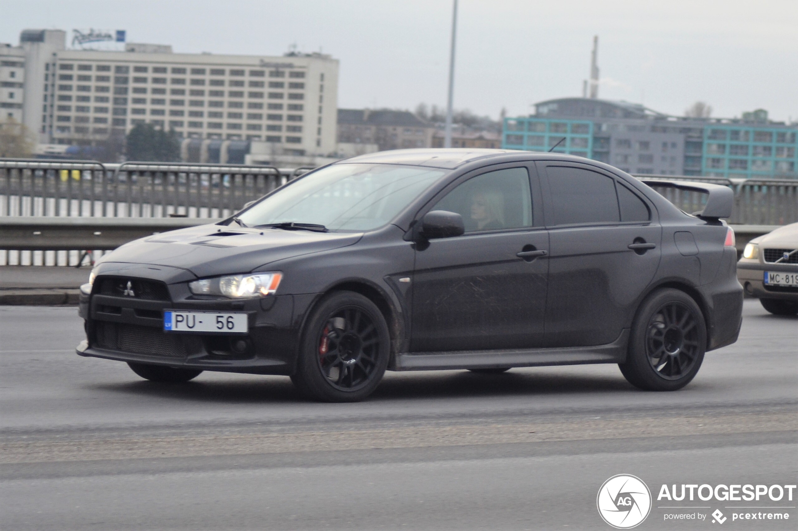 Mitsubishi Lancer Evolution X