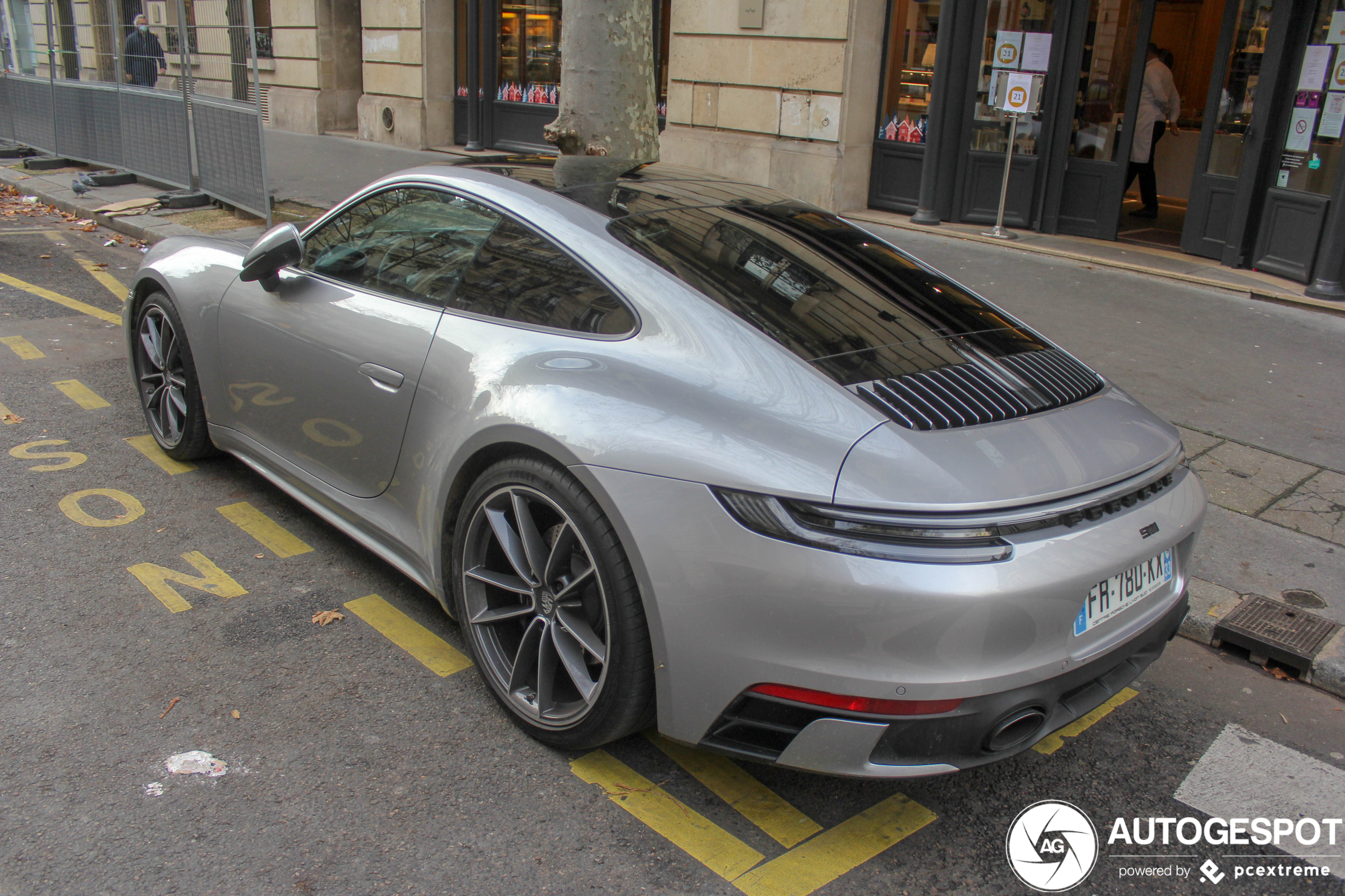 Porsche 992 Carrera 4S