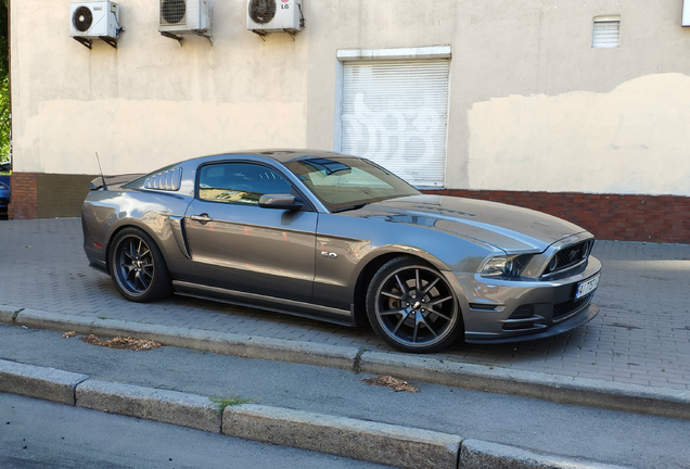 Ford Mustang GT 2013