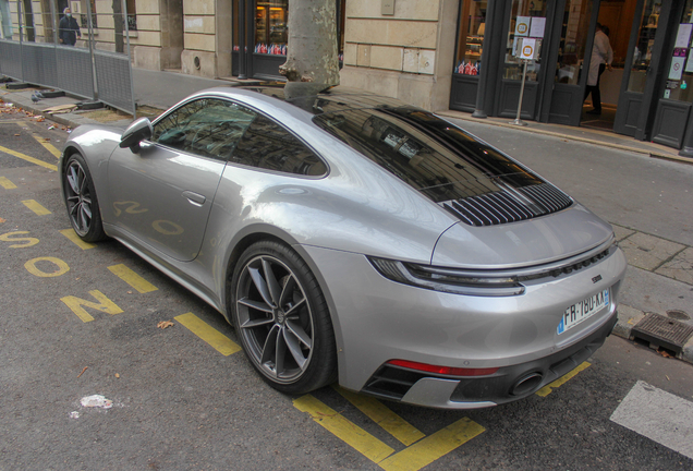 Porsche 992 Carrera 4S