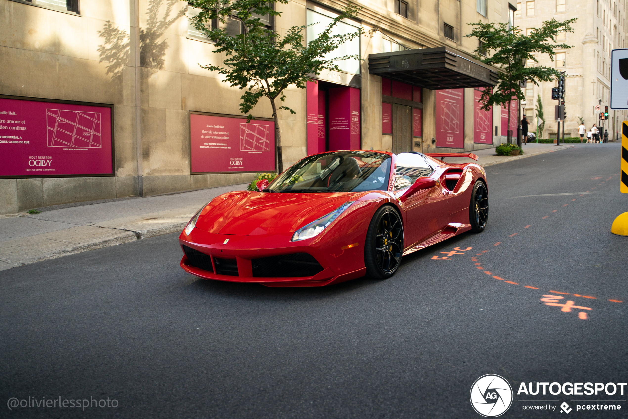 Ferrari 488 Spider Novitec Rosso