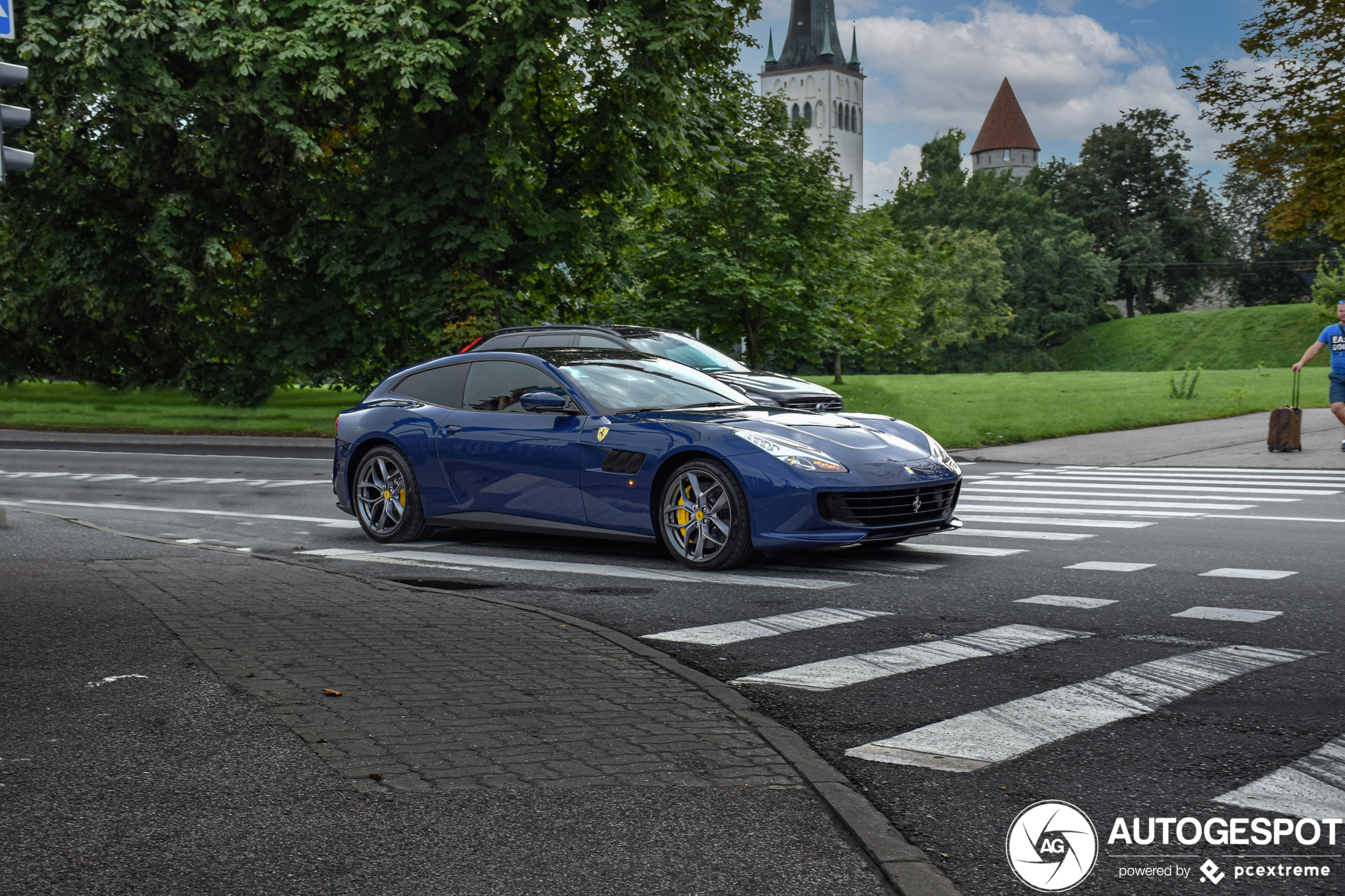 Ferrari GTC4Lusso T