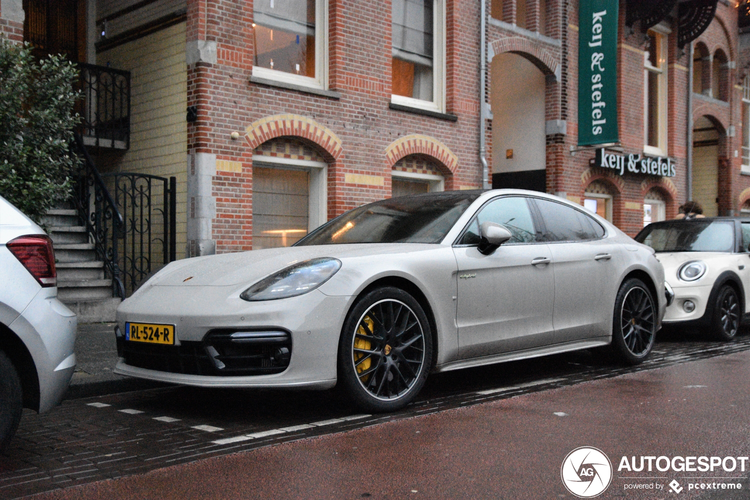 Porsche 971 Panamera Turbo S E-Hybrid