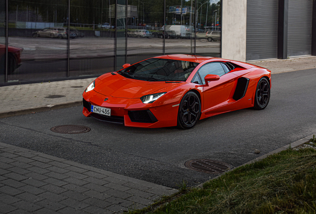 Lamborghini Aventador LP700-4